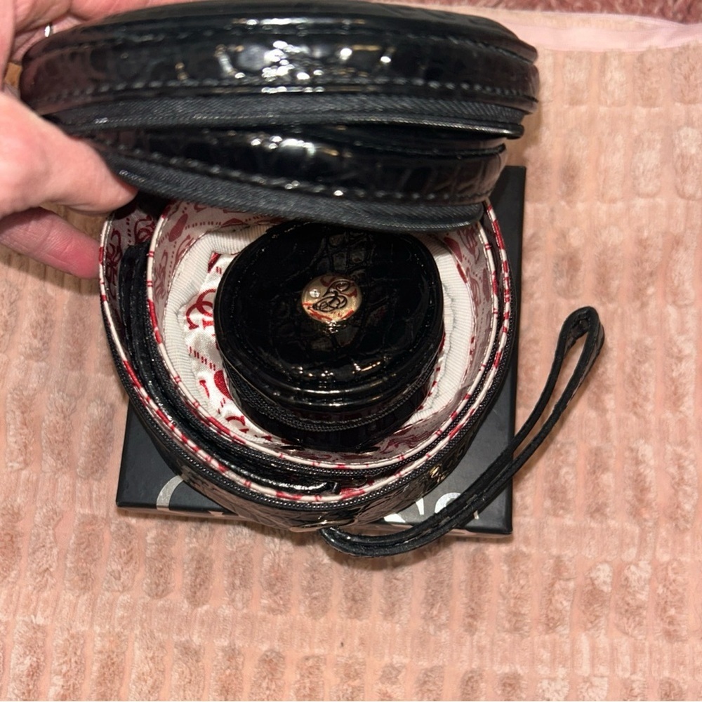 Vintage GUESS Black Patton leather cosmetic nesting bags - travel pouches - NWOT - Picture 4 of 11